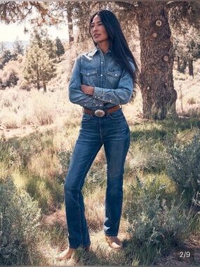 Wrangler women’s Kathy cowboy cut Bootcut Jeans - Blue